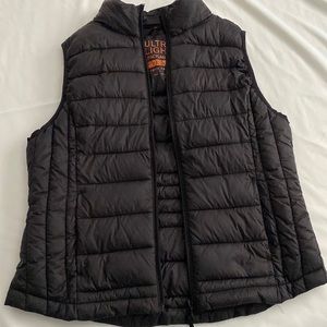 Women’s vest.